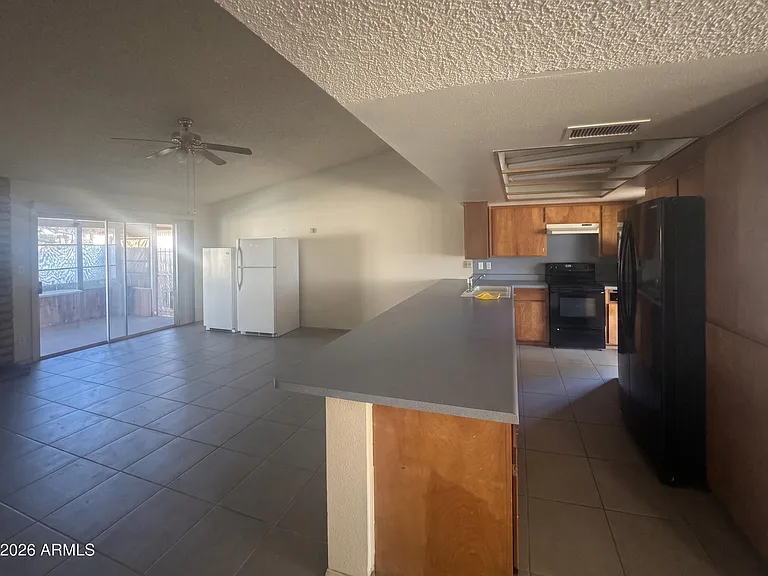 6420 W College Dr — Photo 5