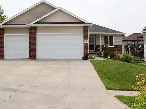 8005 S 59th St, Lincoln, NE 68516