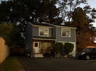 55 Wessels Ave #2, Bridgeport, CT 06608