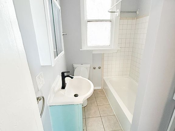 4th image of 4455 S 38th St