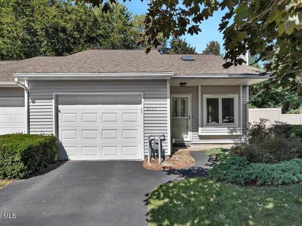 2069 Rosedale Way, Schenectady, NY 12303
