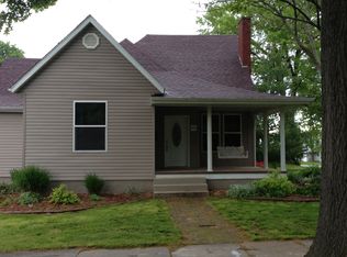 404 S Maple St, Centralia, IL 62801
