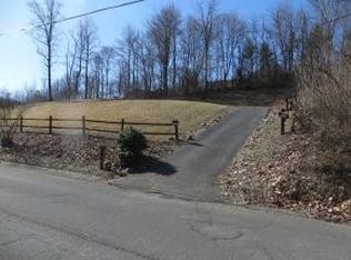 135 Bunker Hill Rd, Elizabethton, TN 37643