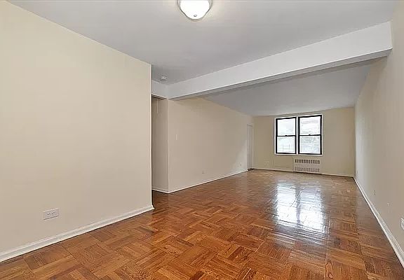 3rd image of 10-40 Neilson St APT 1G