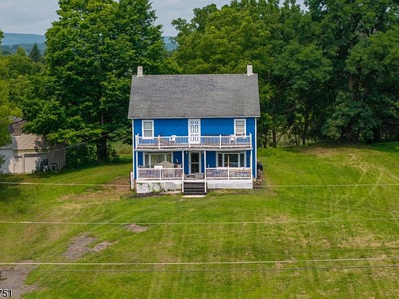 3rd image of 68 Fenwick Rd
