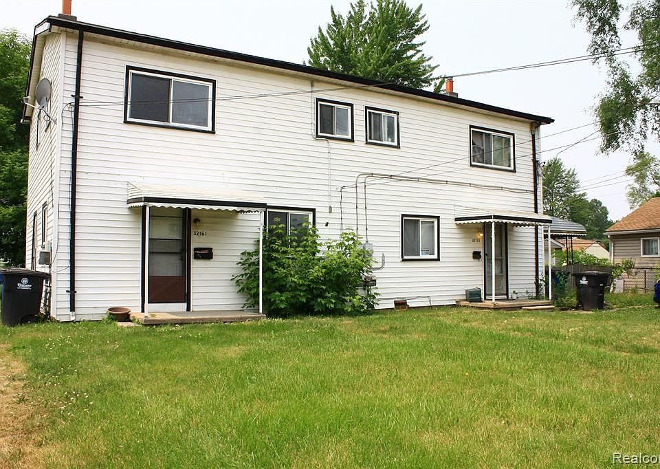 1st image of 32161 Genessee St