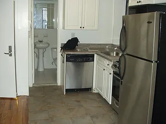 Rented by Elinor Taasa, LREB