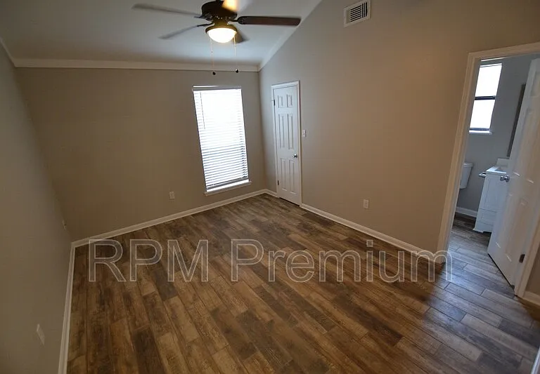 5157 Cumberland Cove Dr — Photo 21
