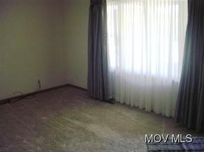 2nd image of 250 Poinciana St