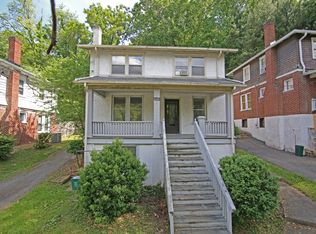 2440 Grandin Rd SW, Roanoke, VA 24015