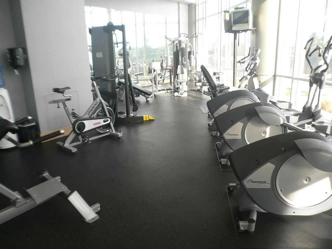 2 bed, 1222 sqft, $3,900 — Photo 3