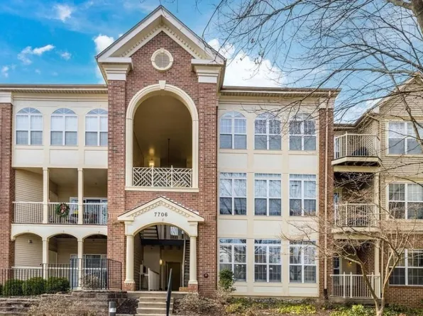 7706 Haynes Point Way Unit D, Alexandria, VA 22315