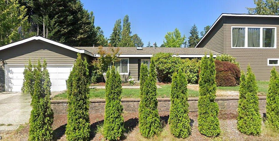 1st image of 1415 175th Pl NE