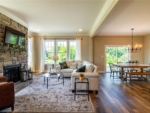 5th image of 1018 Lisa Ln #48