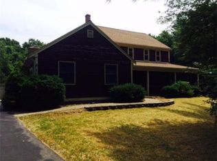 296 Walnut Plain Rd, Rochester, MA 02770