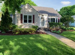 412 S 7th St, Dekalb, IL 60115