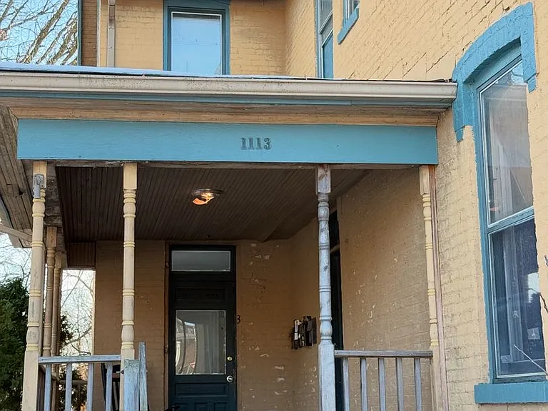1113 State St #4 — Photo 7