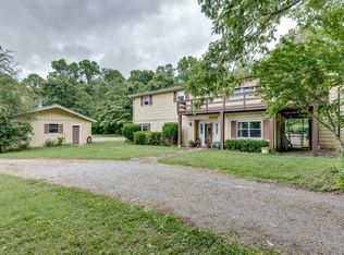 9794 Missionary Ridge Rd, Bon Aqua, TN 37025