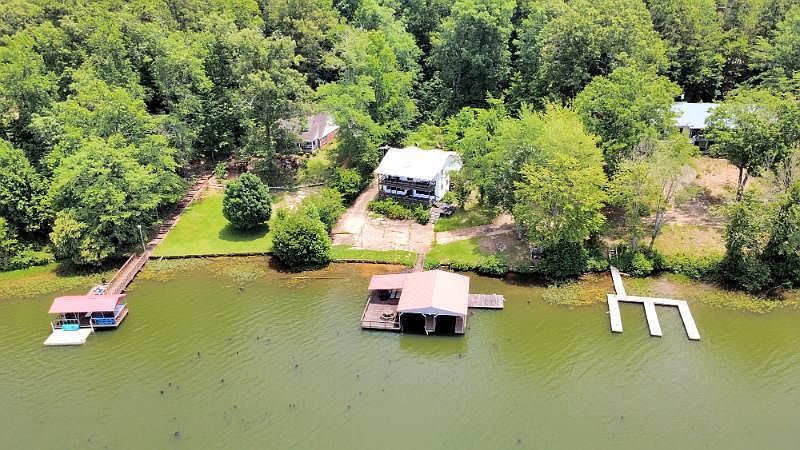 1st image of 171 Dogwood Estates Dr