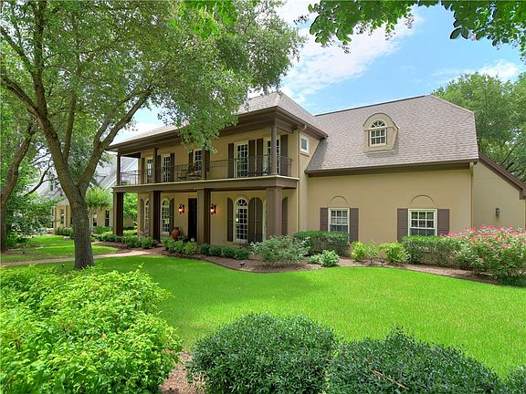 3rd image of 6612 Dogwood Creek Dr