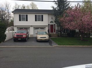 367 Lincoln Ave, Hasbrouck Heights, NJ 07604