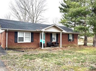 251 Pinewood Ct, Bowling Green, KY 42101