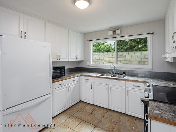 4th image of 1568 Kupau St