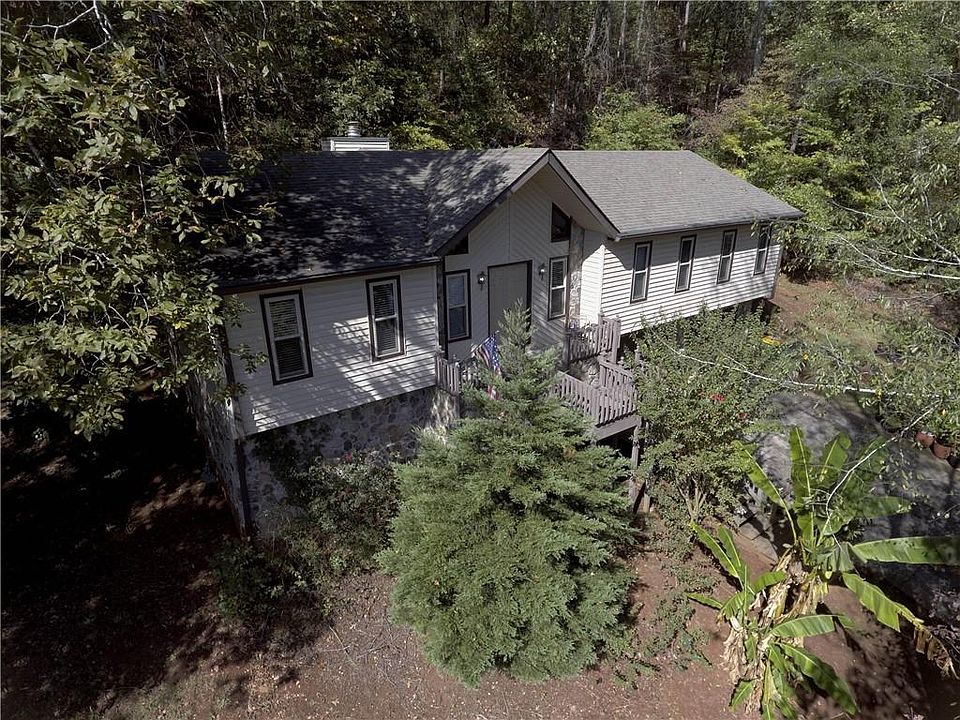 1st image of 240 Sabrina Ct