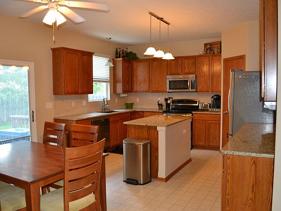 3rd image of 5420 S 160th St