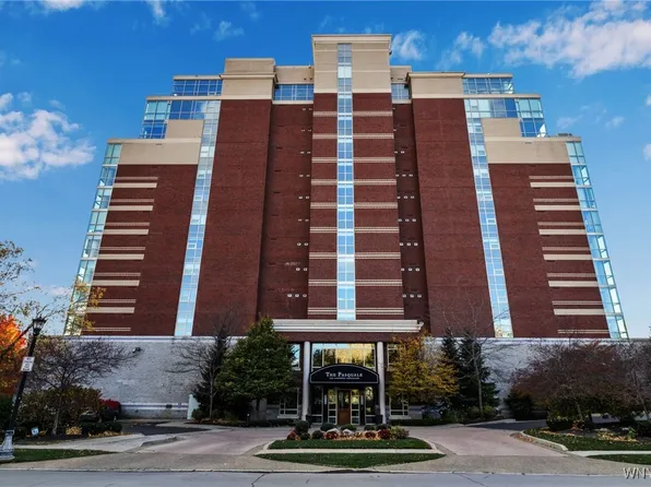 132 Lakefront Blvd Unit 703, Buffalo, NY 14202