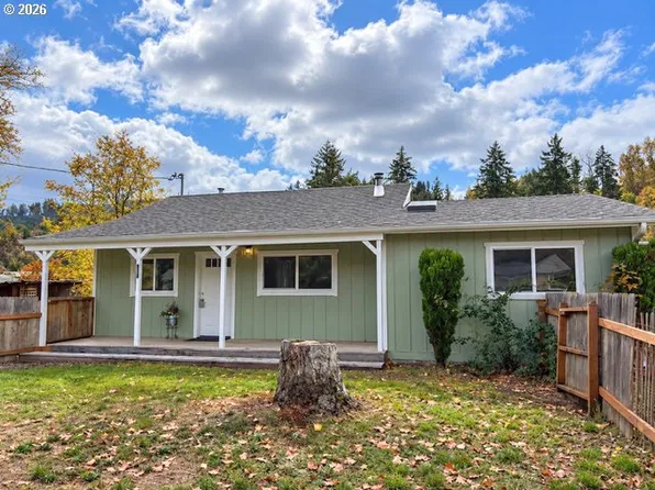 226 South Ave, Sutherlin, OR 97479