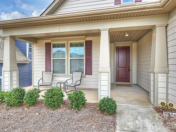 2nd image of 9610 Cresswind Blvd