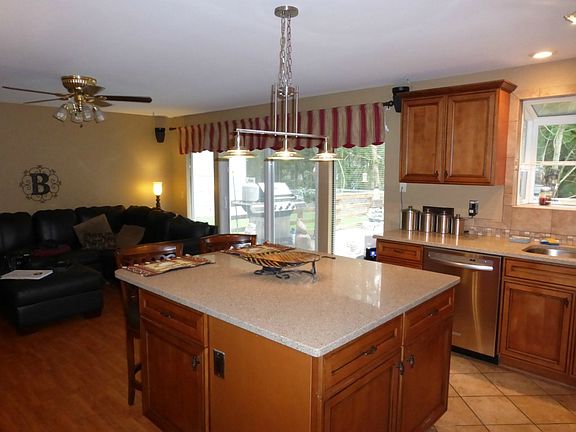 5th image of 3130 Donnelly Dr SE