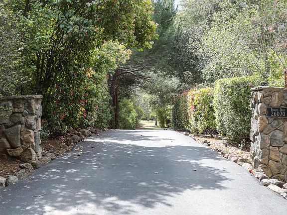3rd image of 26080 Quail Ln