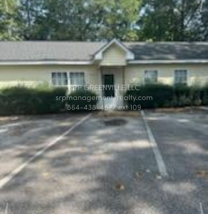 1st image of 206 Sunnyside Dr