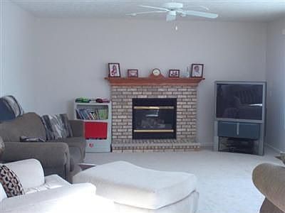5th image of 469 Augusta Dr