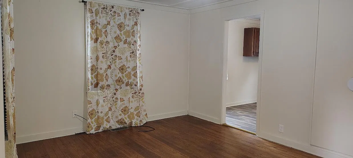2 bed, 672 sqft, $895 — Photo 4
