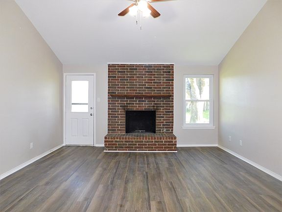 4th image of 2509 La Paloma Dr
