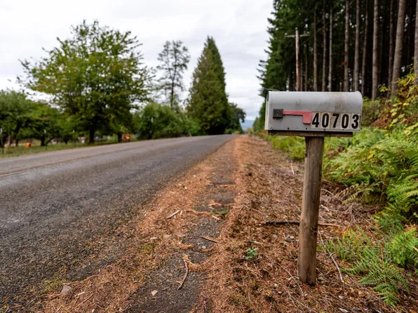 (undisclosed Address), Scio, OR 97374