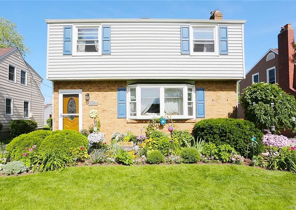 1st image of 127 Ashford Ave
