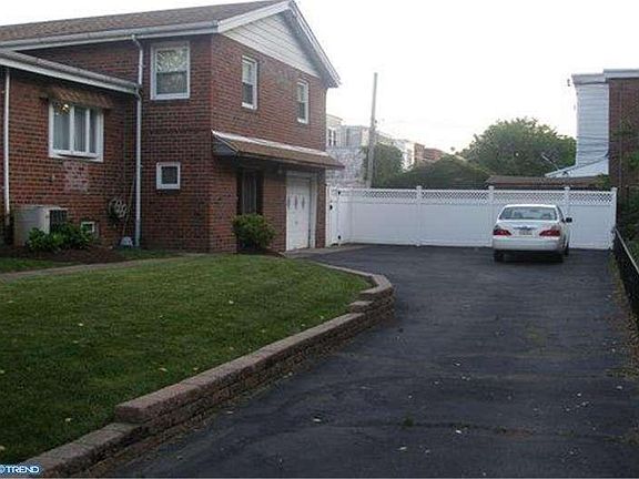2nd image of 4408 Princeton Ave