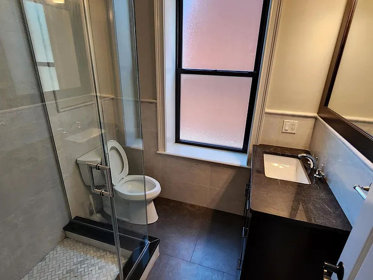 778 E Broadway #2 — Photo 7