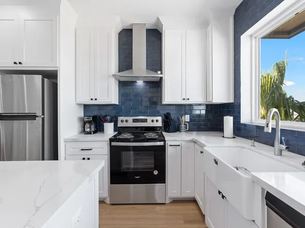 111 W Sunny Isle Dr #302, South Padre Island, TX 78597