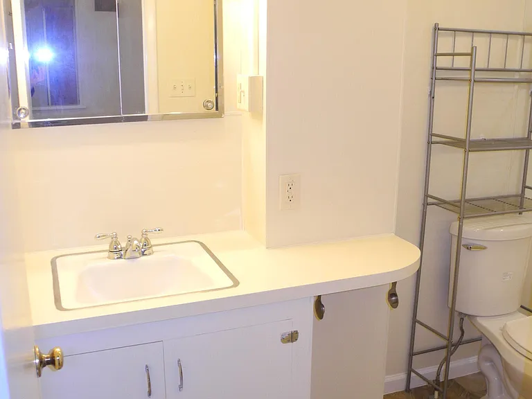 21006 Jefferson Blvd #A — Photo 11