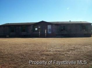 250 Meadowfield Cir, Aberdeen, NC 28315