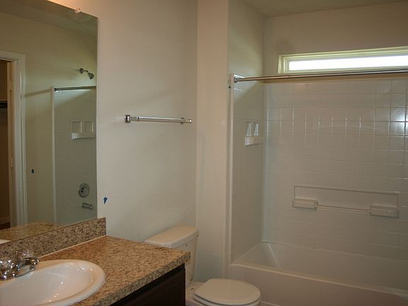 5th image of 5827 S Brenwood Dr