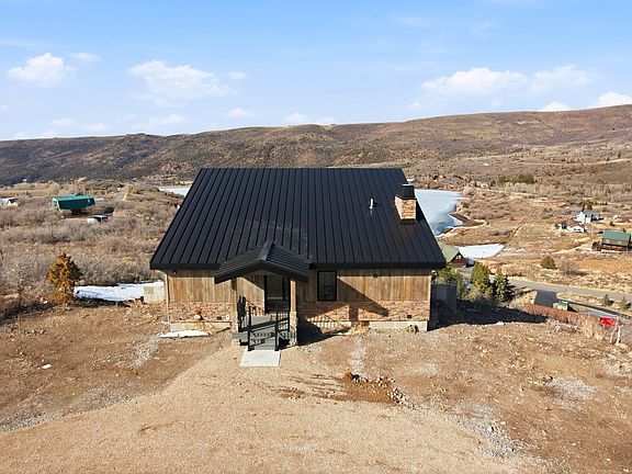 4th image of 9907 Clubhouse Rd #1042