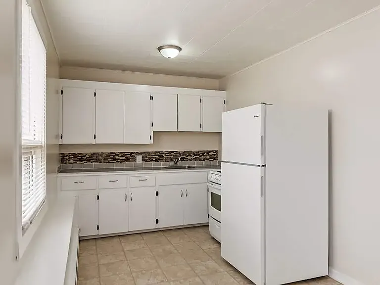 66 3rd Ave SE #3 — Photo 9