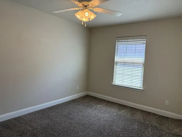 6004 Wagner Dr — Photo 7