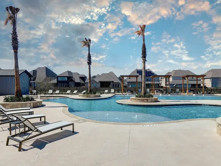 Large pool
